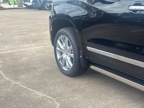 New 2026 Chevrolet Silverado 1500 High Country AWD/4WD image 16