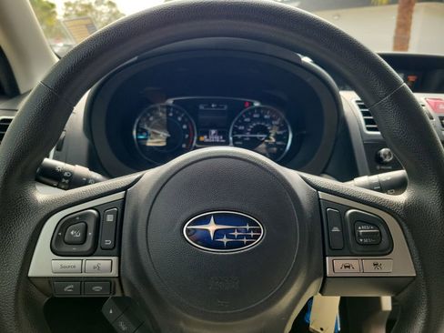 Used 2017 Subaru Forester 2.5i Premium image 25