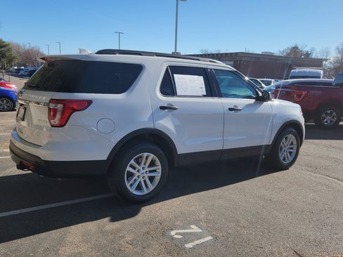 Used 2017 Ford Explorer FWD image 16