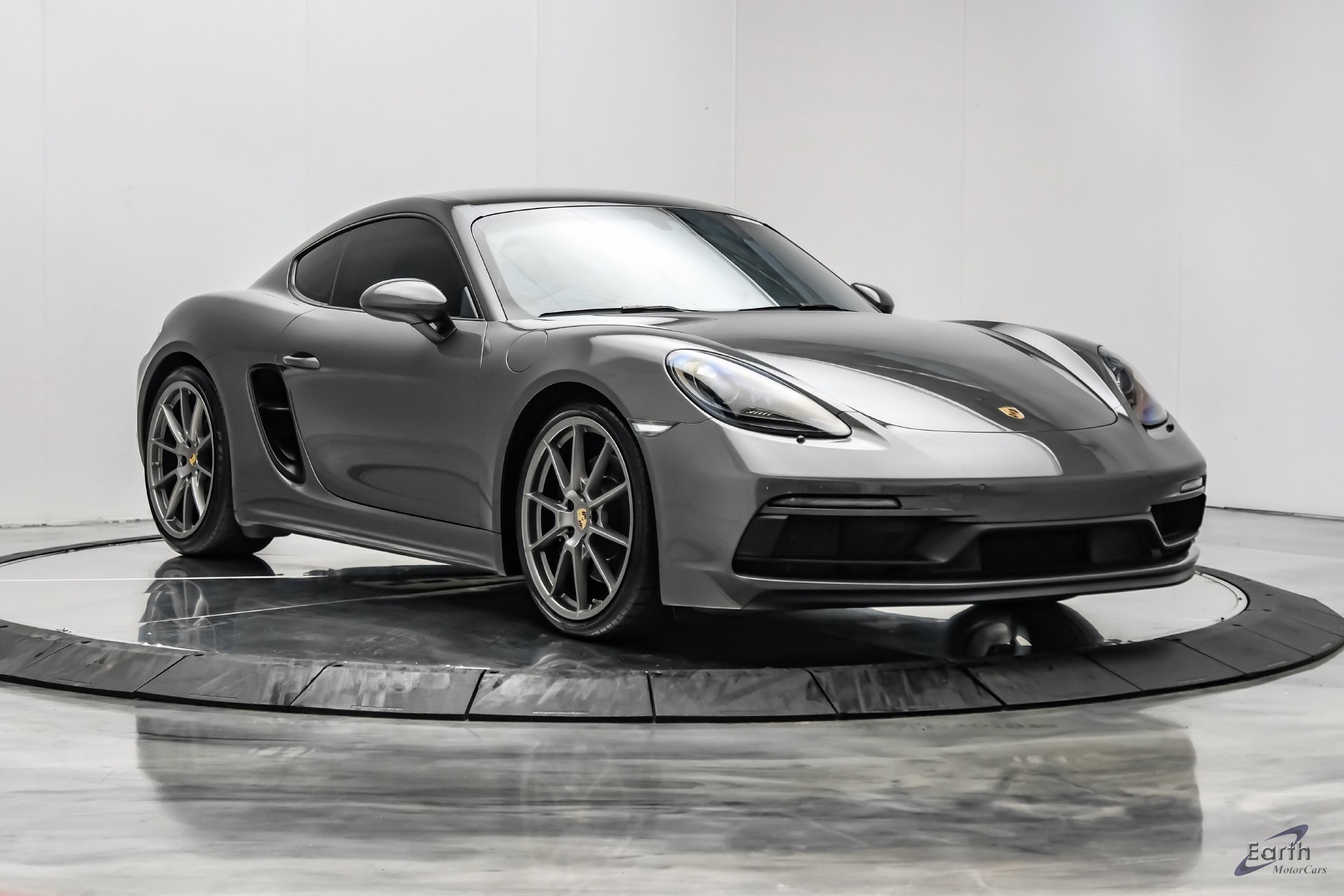 Used 2023 Porsche 718 Cayman GTS RWD image 21