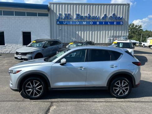 Used 2018 MAZDA CX-5 Touring w/ Preferred Equipment Package AWD/4WD image 4