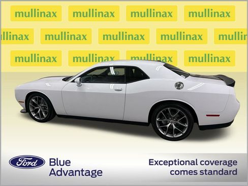 Used 2023 Dodge Challenger GT RWD image 11