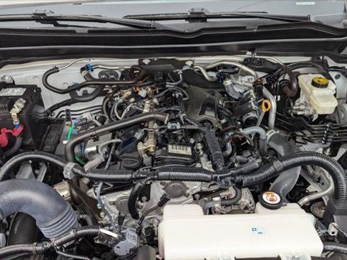 Used 2024 Toyota Tacoma SR RWD image 23