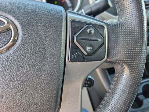 Used 2014 Toyota Tacoma 4x4 Double Cab w/ TRD Off-Road Package image 26