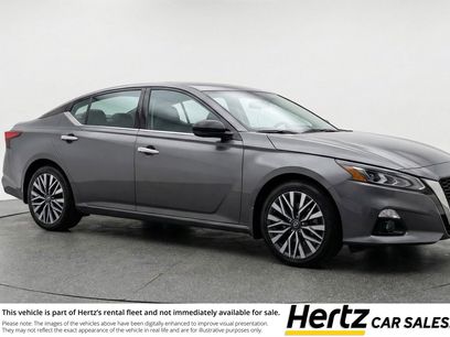 Used 2025 Nissan Altima 2.5 SV