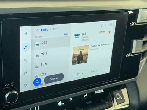 New 2026 Toyota Tundra SR5 AWD/4WD image 17