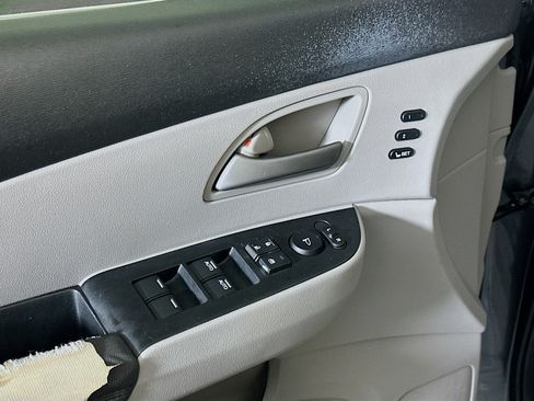 Used 2013 Honda Odyssey Touring image 15