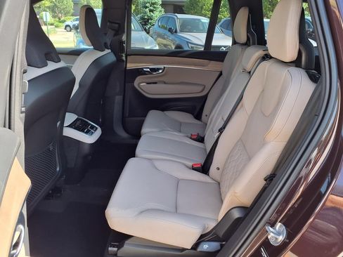 New 2026 Volvo XC90 B5 Core AWD/4WD image 7