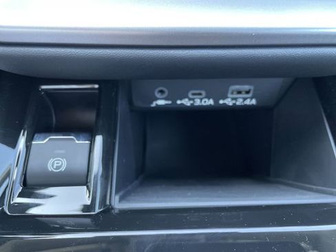 New 2025 Subaru Legacy Premium image 24