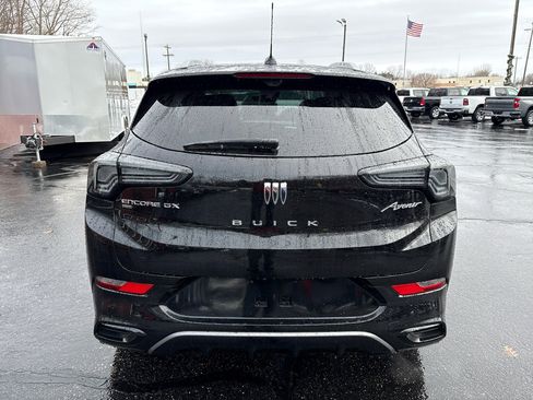 Used 2024 Buick Encore GX Avenir w/ Avenir Technology Package image 4