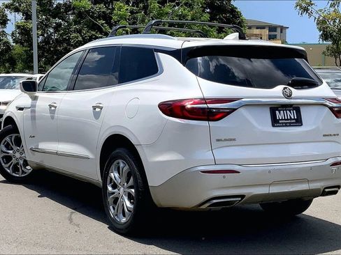 Used 2018 Buick Enclave Avenir w/ Avenir Technology Package FWD image 8