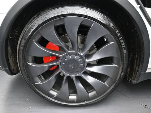 Used 2023 Tesla Model Y Performance AWD/4WD image 34