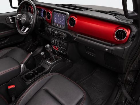 Used 2020 Jeep Gladiator Rubicon w/ Dual Top Group AWD/4WD image 16