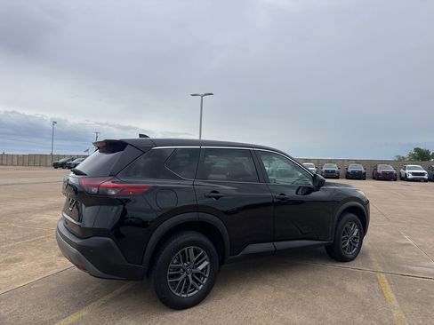Certified 2023 Nissan Rogue S FWD image 21
