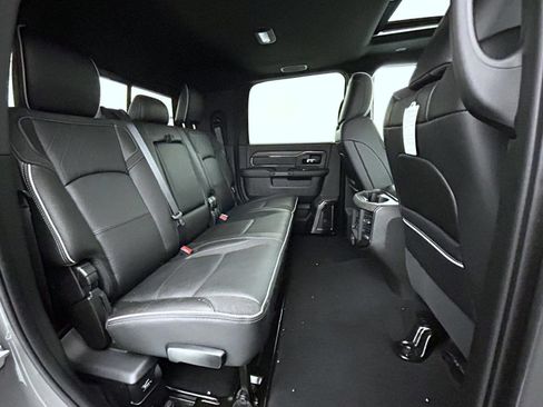 New 2027 RAM 3500 Limited AWD/4WD image 19