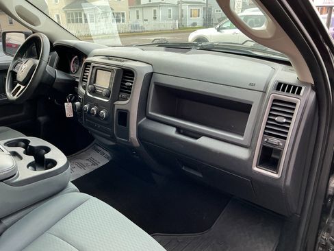 Used 2017 RAM 1500 Express w/ Black Ram 1500 Express Group image 21