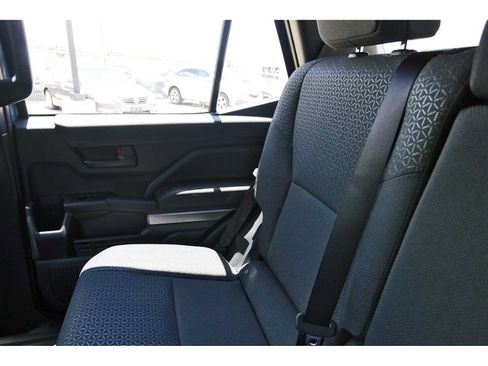 Used 2026 Toyota 4Runner SR5 AWD/4WD image 9