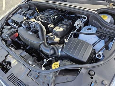 Used 2023 Dodge Durango GT image 17