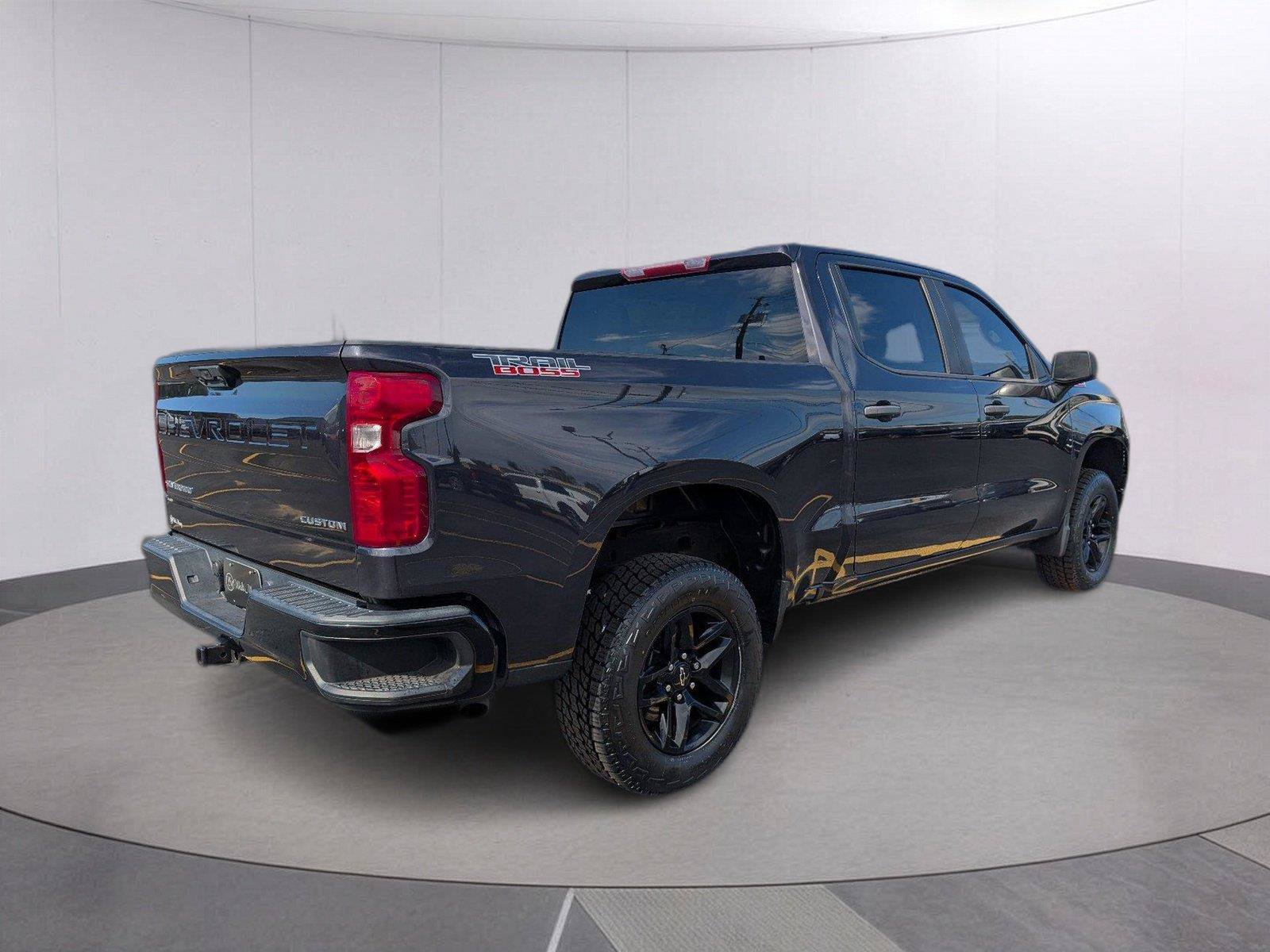 Used 2022 Chevrolet Silverado 1500 Custom Trail Boss AWD/4WD image 7
