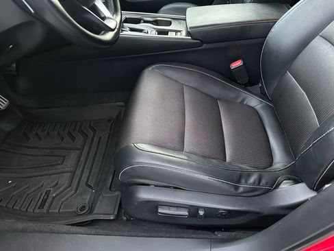 Used 2018 Honda Accord Sport image 11