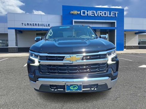 Certified 2023 Chevrolet Silverado 1500 LT AWD/4WD image 2