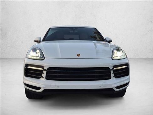 Used 2023 Porsche Cayenne Platinum Edition AWD/4WD image 2