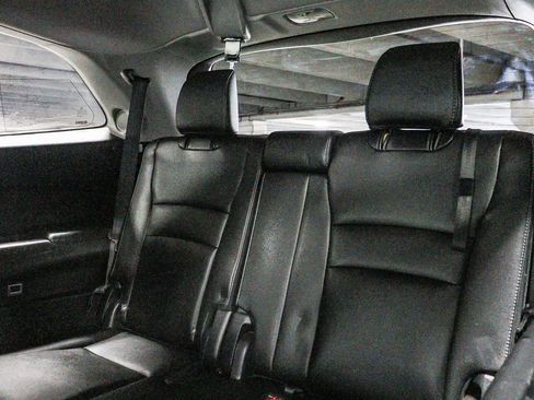 Used 2017 Honda Pilot Touring image 21