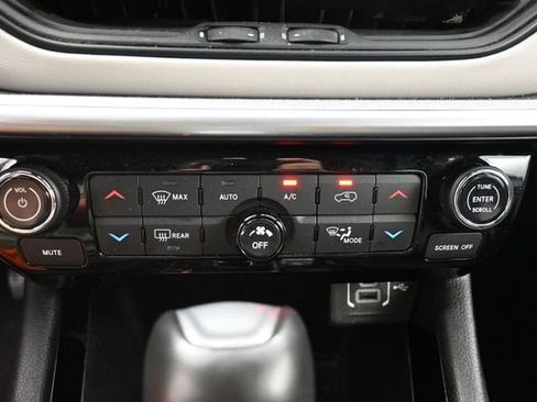 Used 2025 Jeep Compass Limited AWD/4WD image 26