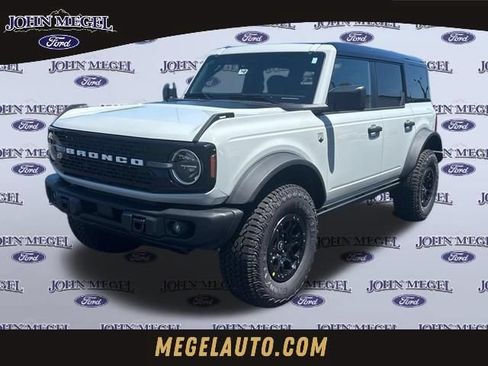 New 2026 Ford Bronco Big Bend w/ Black Diamond Package AWD/4WD image 1