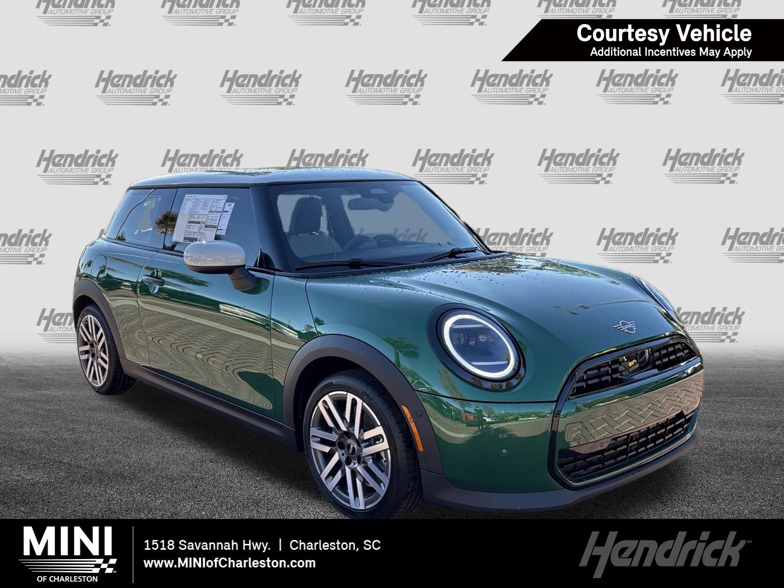 Used 2026 MINI Cooper 2-Door Hardtop FWD image 1