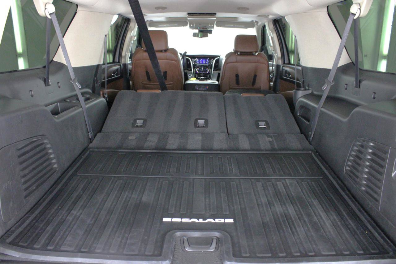 Used 2019 Cadillac Escalade ESV Luxury RWD image 74