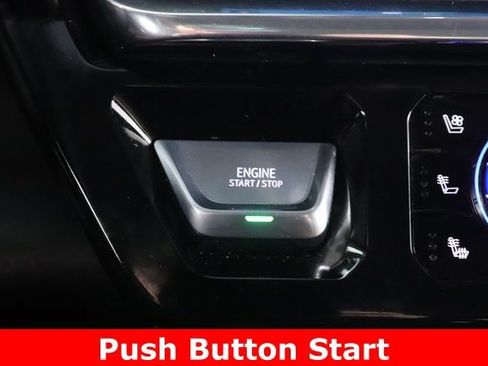 Used 2025 GMC Sierra 2500 Denali Ultimate image 25