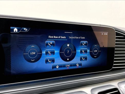 Certified 2025 Mercedes-Benz GLS 450 4MATIC image 31
