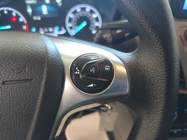 Used 2022 Ford Transit Connect XLT FWD image 16