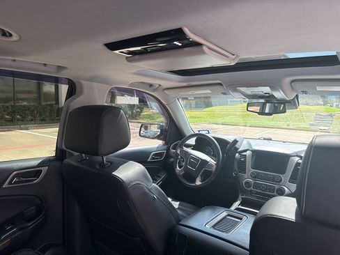 Used 2017 GMC Yukon XL Denali w/ Open Road Package image 19