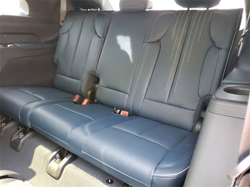 New 2025 Cadillac Escalade IQ Luxury 2 w/ LPO, Radiant Package image 27