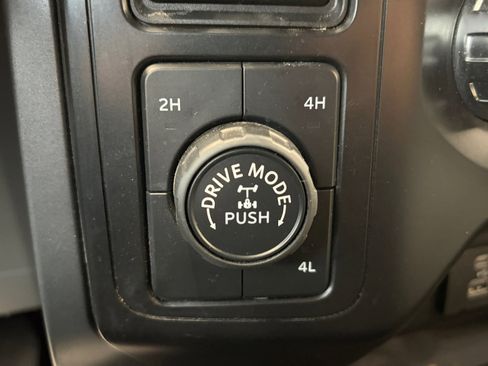 Used 2021 Ford F150 XLT w/ Equipment Group 301A Mid AWD/4WD image 19