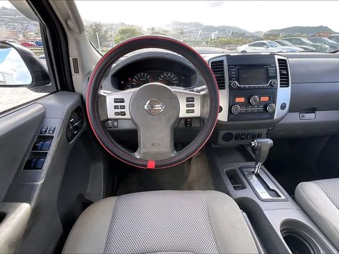 Used 2017 Nissan Frontier SV w/ SV Value Truck Package RWD image 14