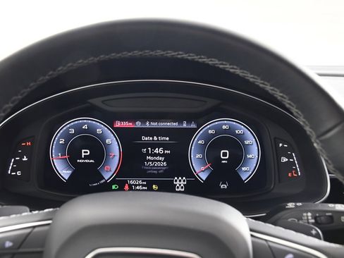 Used 2025 Audi Q7 2.0T Premium image 31