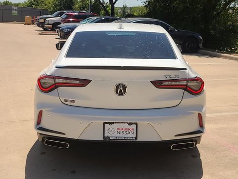 Used 2021 Acura TLX w/ Technology Package FWD image 3