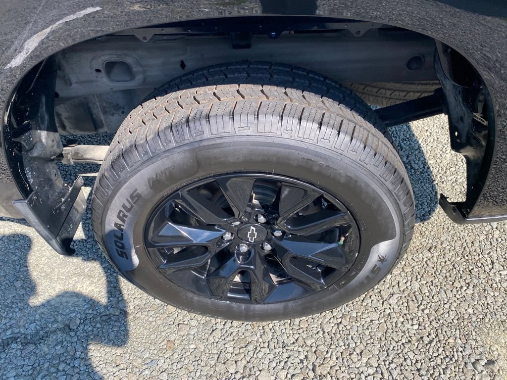 Used 2022 Chevrolet Silverado 1500 Custom RWD image 25