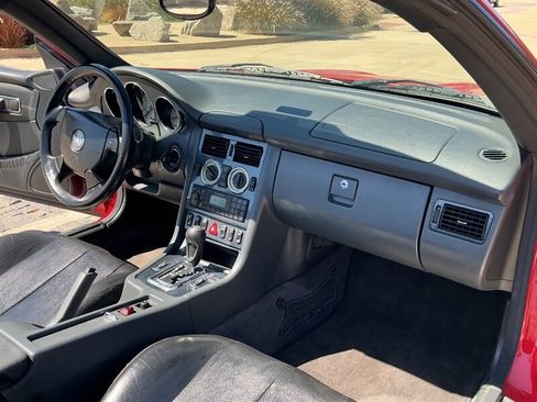 Used 1999 Mercedes-Benz SLK 230 image 29