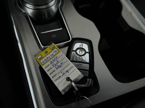 Used 2022 Ford Edge SEL w/ Convenience Package image 37