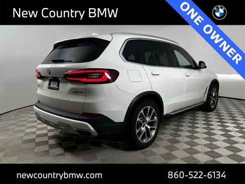 Used 2022 BMW X5 xDrive40i w/ Premium Package image 7