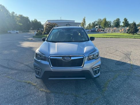 Used 2020 Subaru Forester Touring AWD/4WD image 4