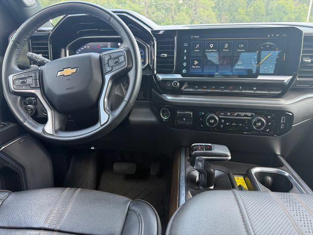 Used 2023 Chevrolet Silverado 1500 High Country w/ High Country Premium Package AWD/4WD image 19
