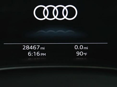 Used 2023 Audi SQ8 Premium Plus w/ Executive Package AWD/4WD image 28