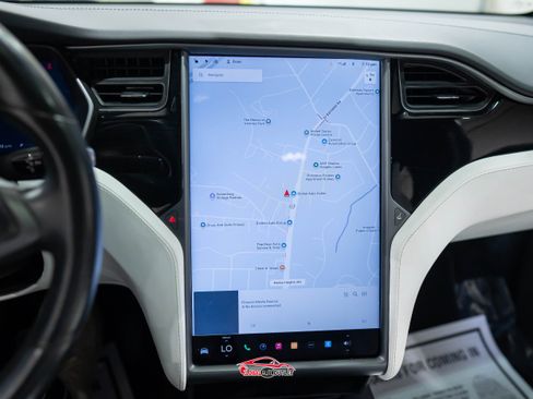 Used 2019 Tesla Model X 100D image 32