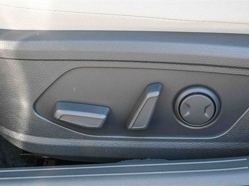 Certified 2025 Hyundai Sonata Limited image 21