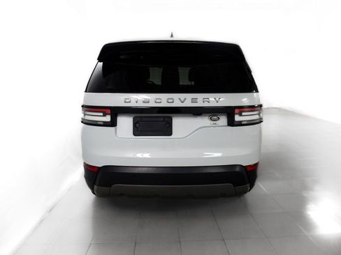 Used 2019 Land Rover Discovery SE image 5